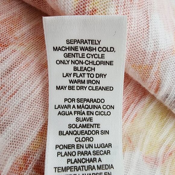 Chicos Top Tee Womens Sz 0 Small Spectrum Floral Tulip Hem Notch Neck 3/4 Sleeve - Picture 9 of 10